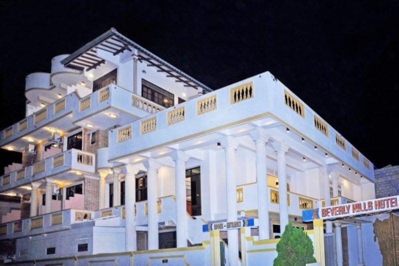 Beverly Hills Hotel Dehiwala-Mount Lavinia Eksteriør billede
